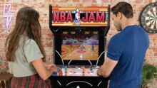 Arcade1Up 的 NBA Jam：Shaq 版评论——越大越好吗？